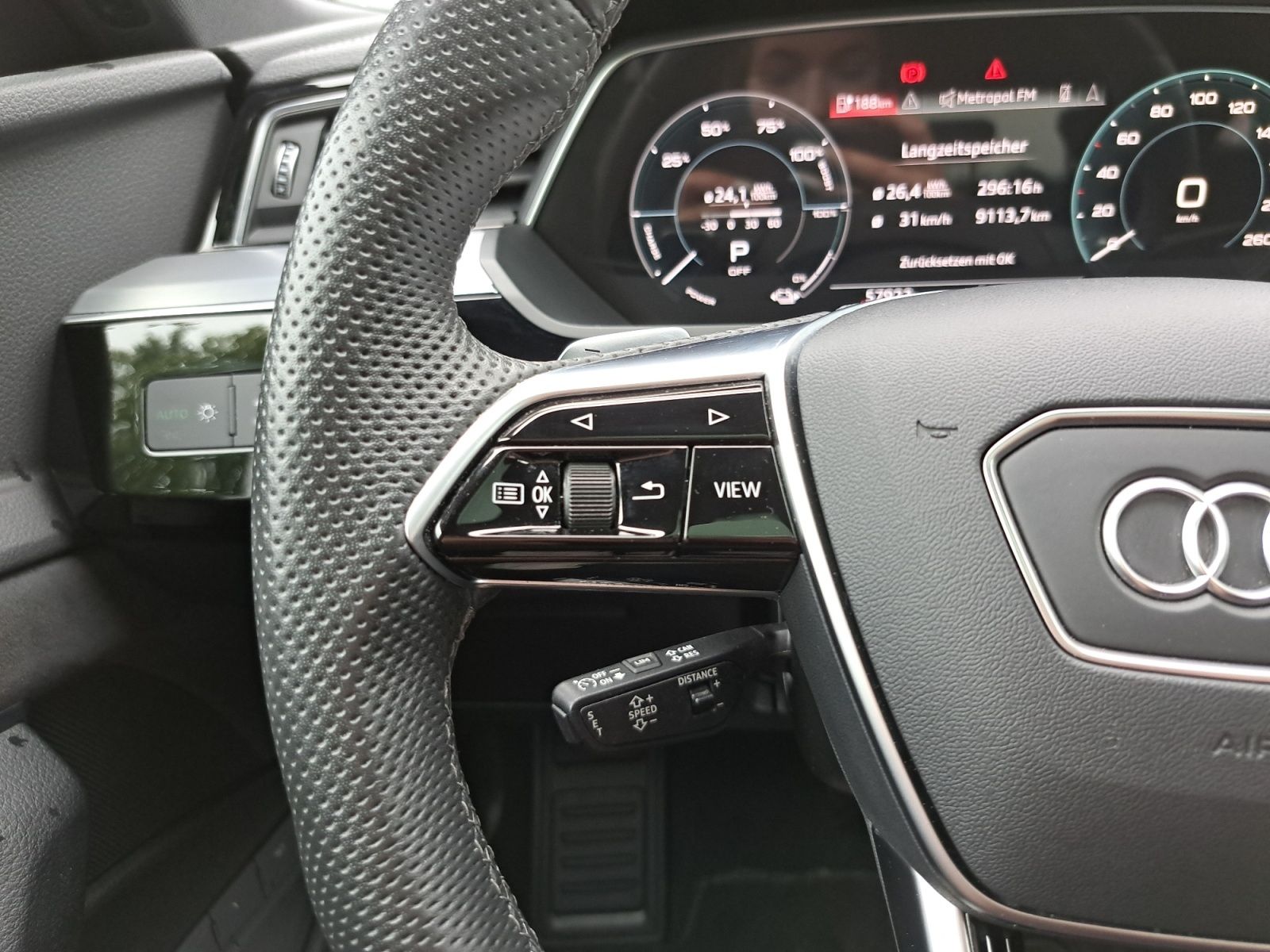 Audi e-tron Sportback 55 quattro S line PANO AHK MMI