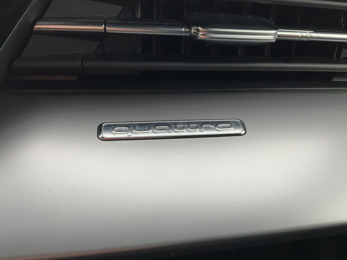Audi A3 Limousine 40 TFSI S-LINE - Samsaru's Car Outlet