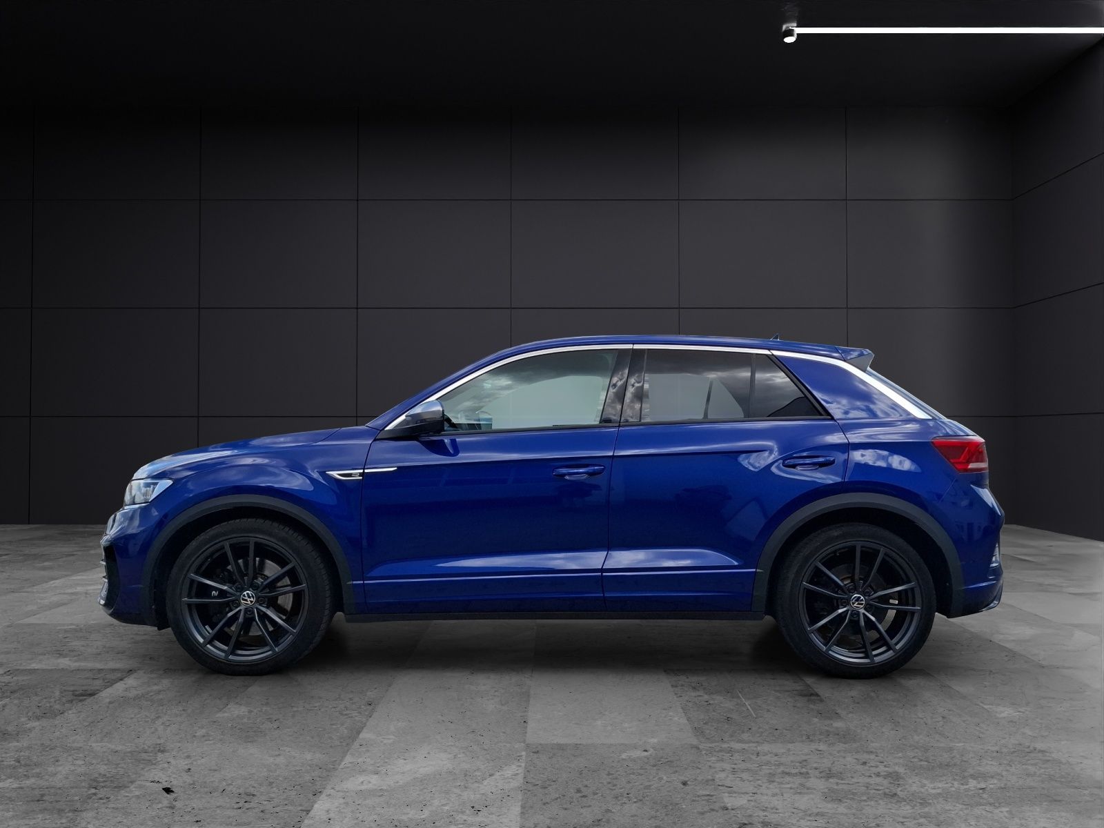 Volkswagen T-Roc R DSG 4M - Samsaru's Car Outlet