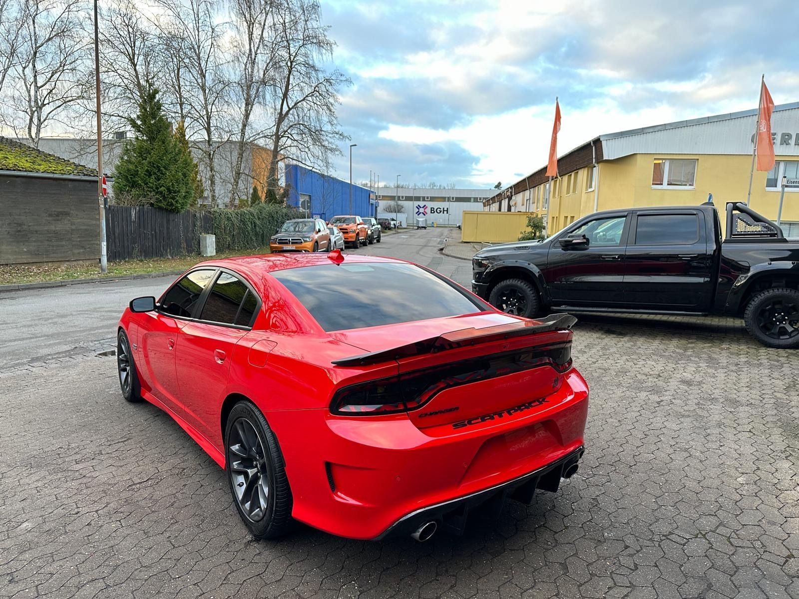 Dodge SRT*6,4*V8*BREMBO*STERNHIMMEL*NAVI*LED*GARANTIE*