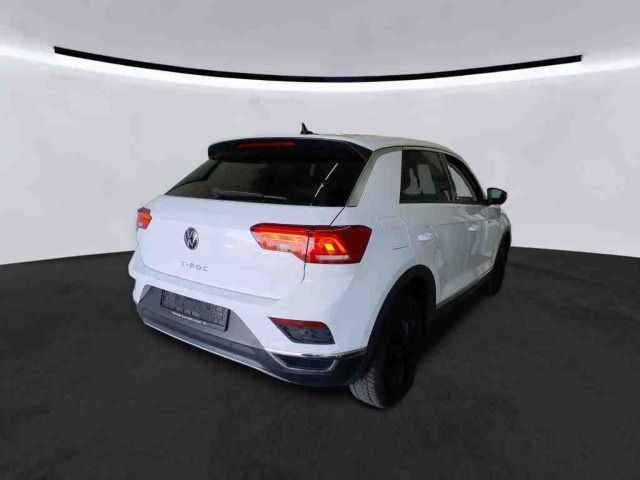 Volkswagen T-Roc 1.5 TSI Active - Samsaru's Car Outlet