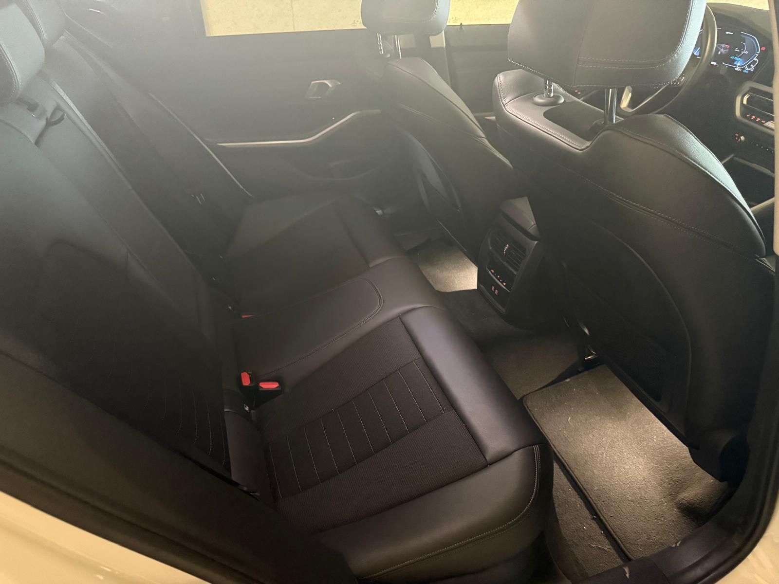 BMW 320e lim Advantage - Samsaru's Car Outlet