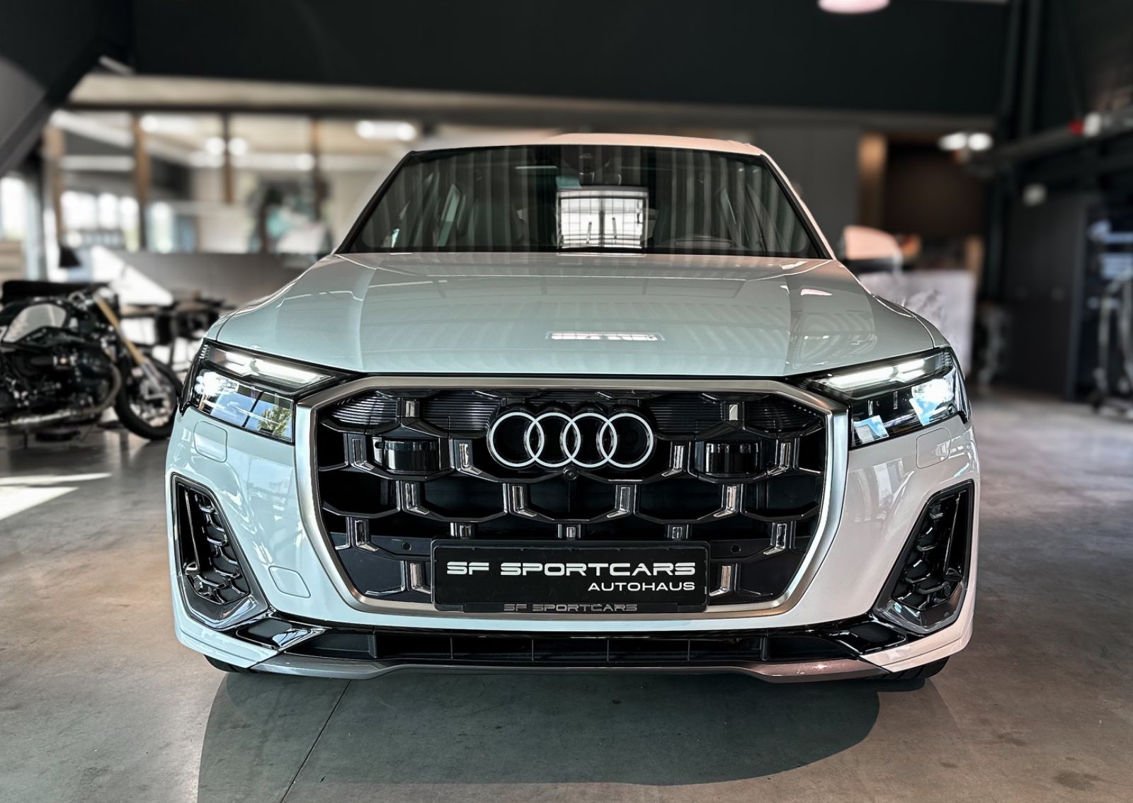 Audi Q7 45 TDI QUATTRO-S LINE-STHZ-1.HAND-19%-MÜNCHEN