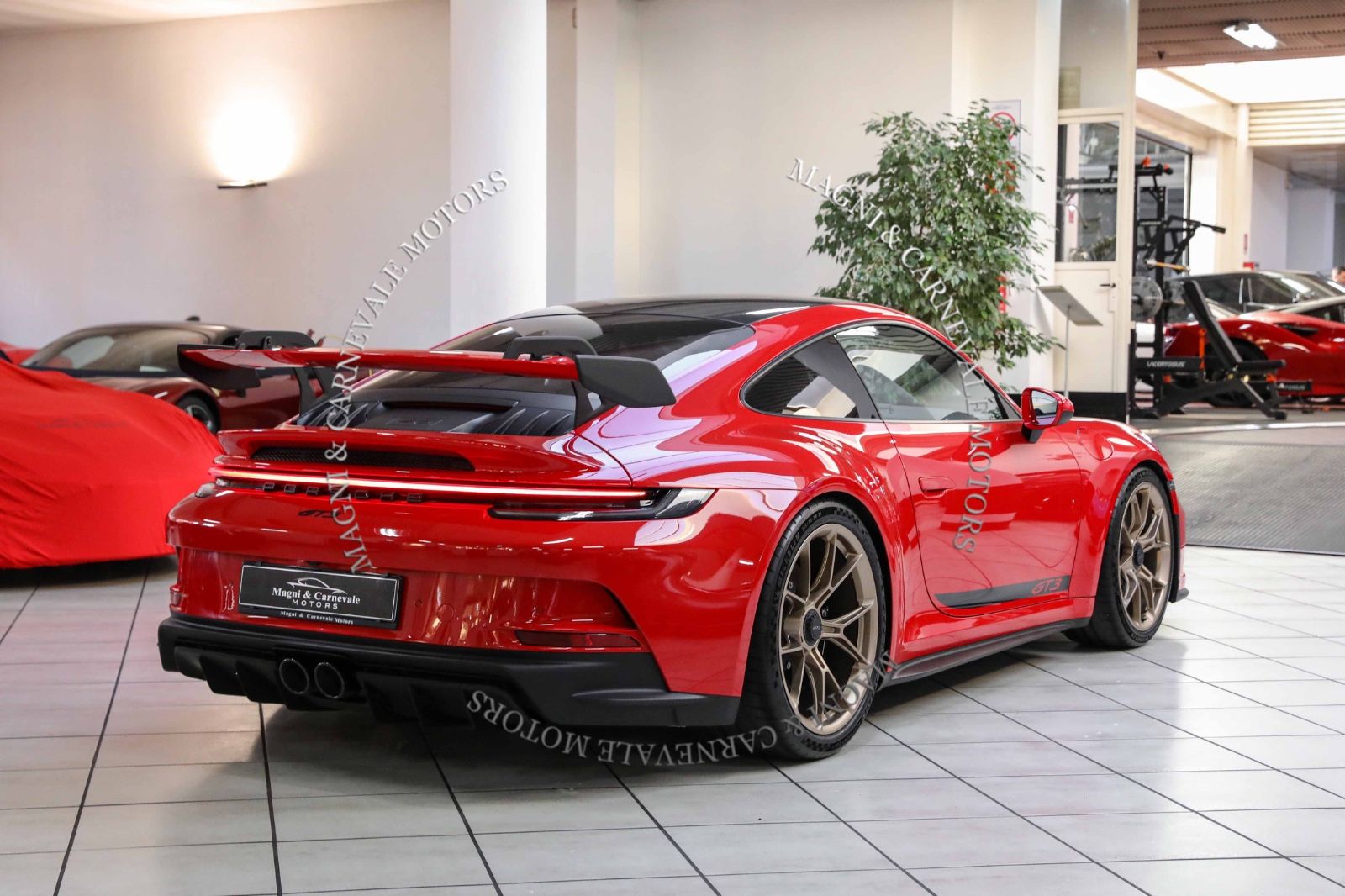 Porsche 992 GT3 - Samsaru's Car Outlet