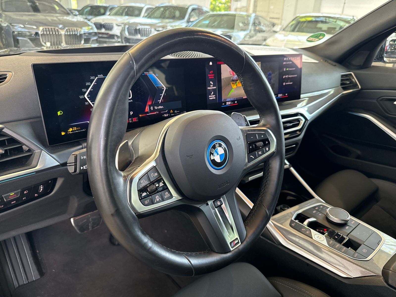 BMW 330e xDrive Touring*M Sportpaket Pro*18"*LC Prof