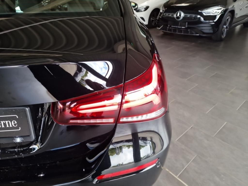 Mercedes-Benz A 200 Limousine - Samsaru's Car Outlet