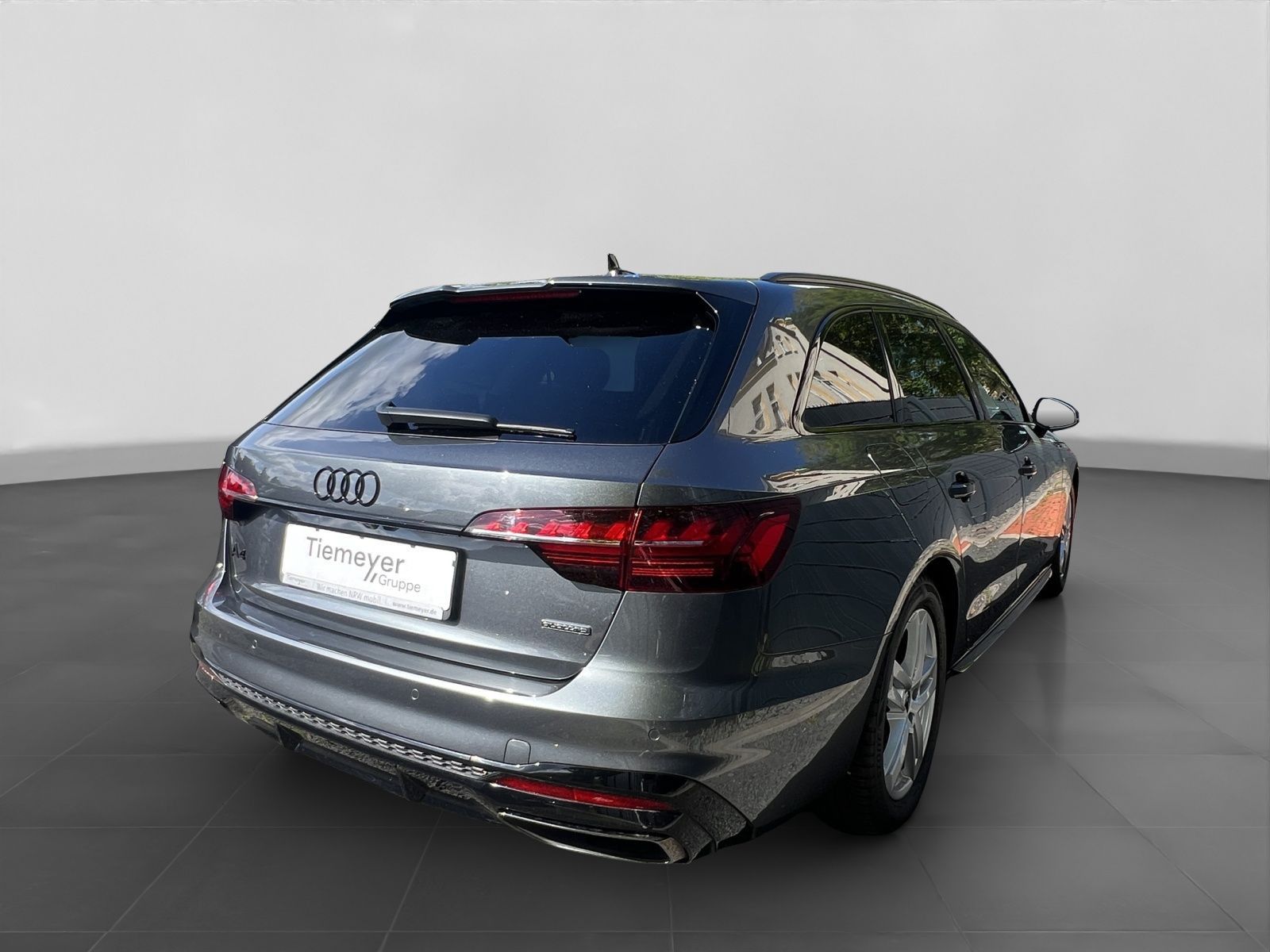 Audi A4 Avant 40 TFSI Q 2x S LINE MATRIX AHK LM19 KAM