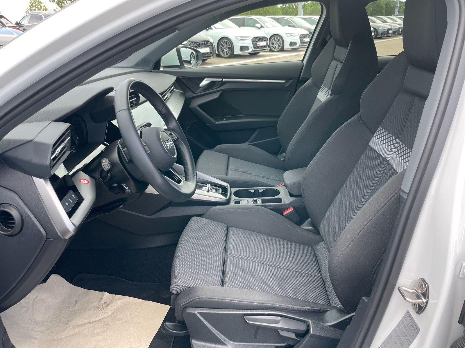 Audi A3 Sportback 40 TFSI e S-Tronic S-Line - Samsaru's Car Outlet