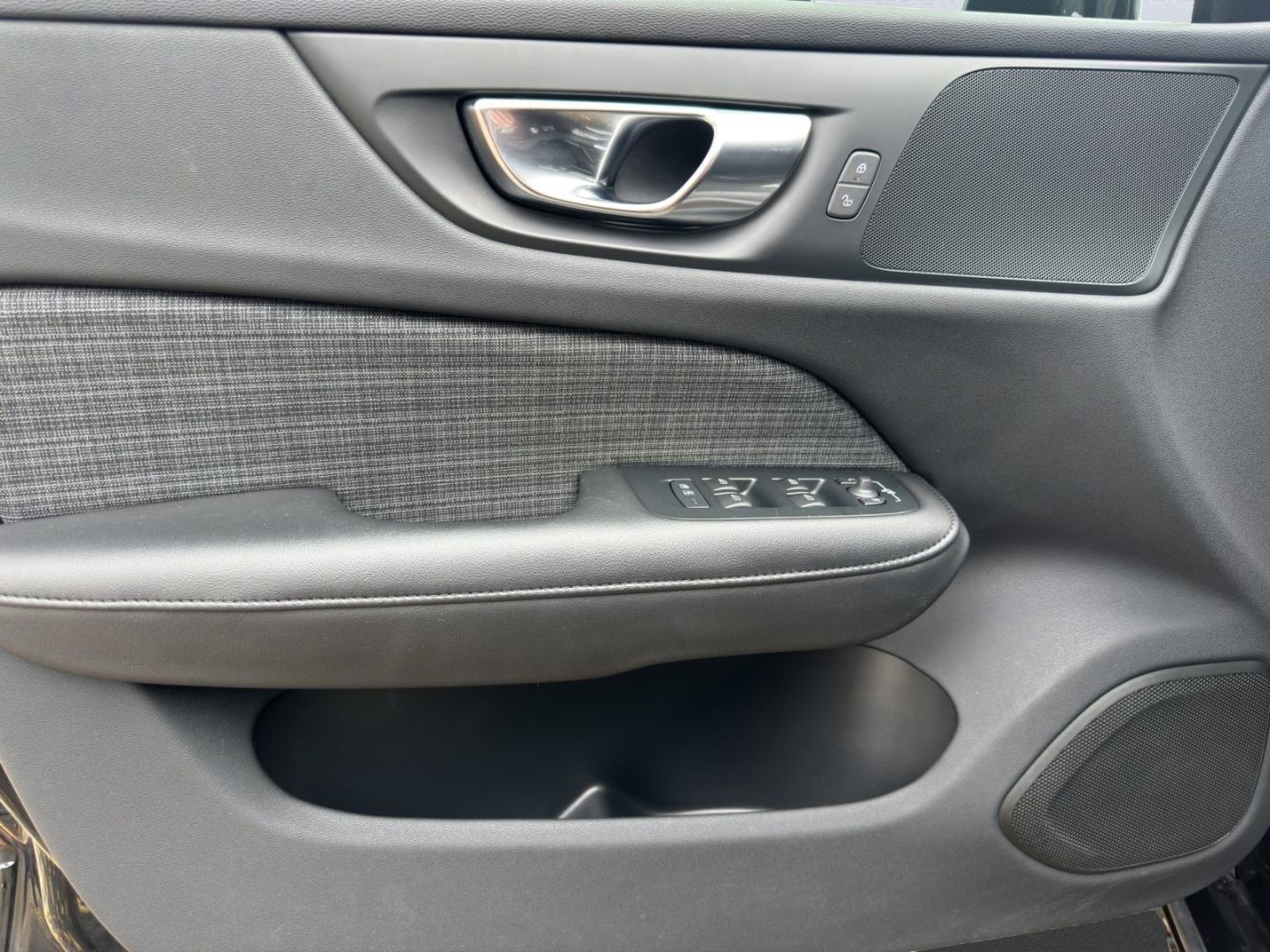 Volvo S60 Core Mild-Hybrid Navi Klimaautom LED USB SHZ