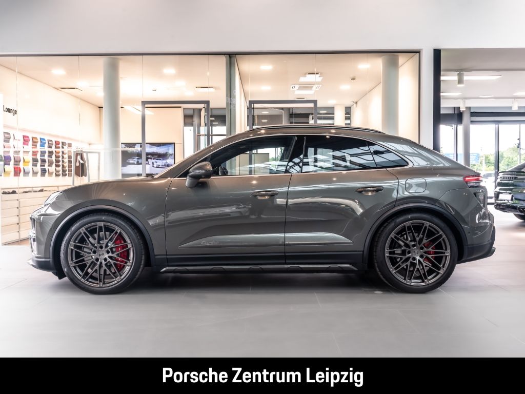 Porsche Macan Turbo - Samsaru's Car Outlet