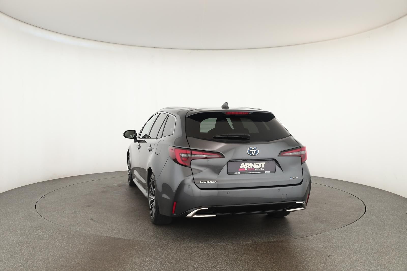 Toyota Corolla Touring Sports 2.0 CVT Team D Navi Kam