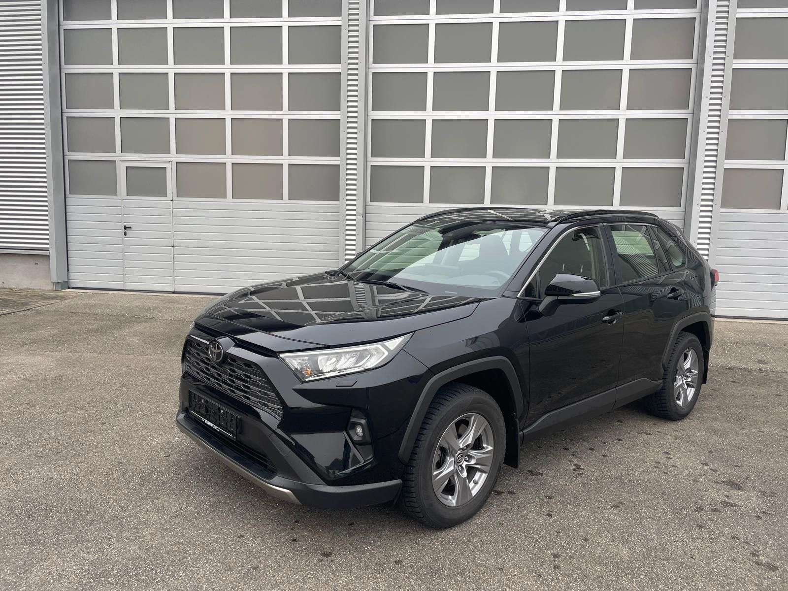 Toyota RAV 4 Comfort, ACC, LED, Virtual, 4x4, Garantie