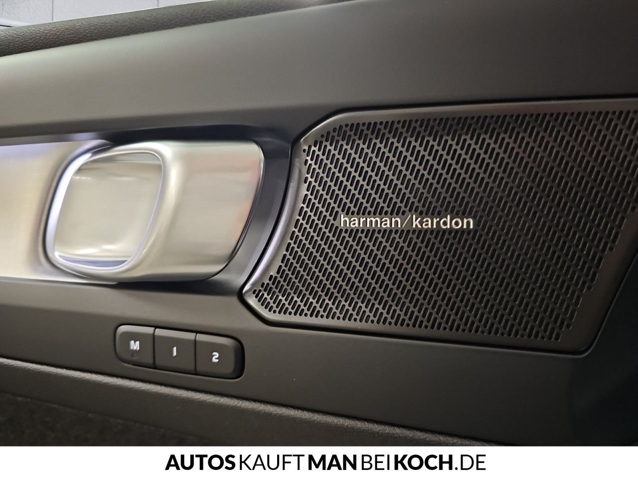 Volvo XC40 Black Edition B4 Mild-Hybrid Benzin Ultra