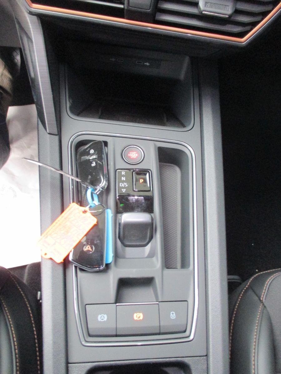 Cupra Leon 2.0 TDI DSG Sportstoure - Samsaru's Car Outlet