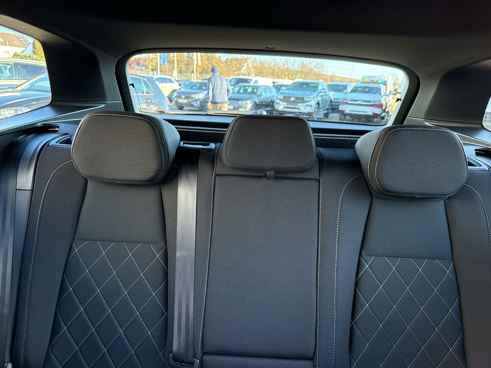Skoda Karoq Sportline 4x4TDI AHK LED Matrix Gar. 360 G