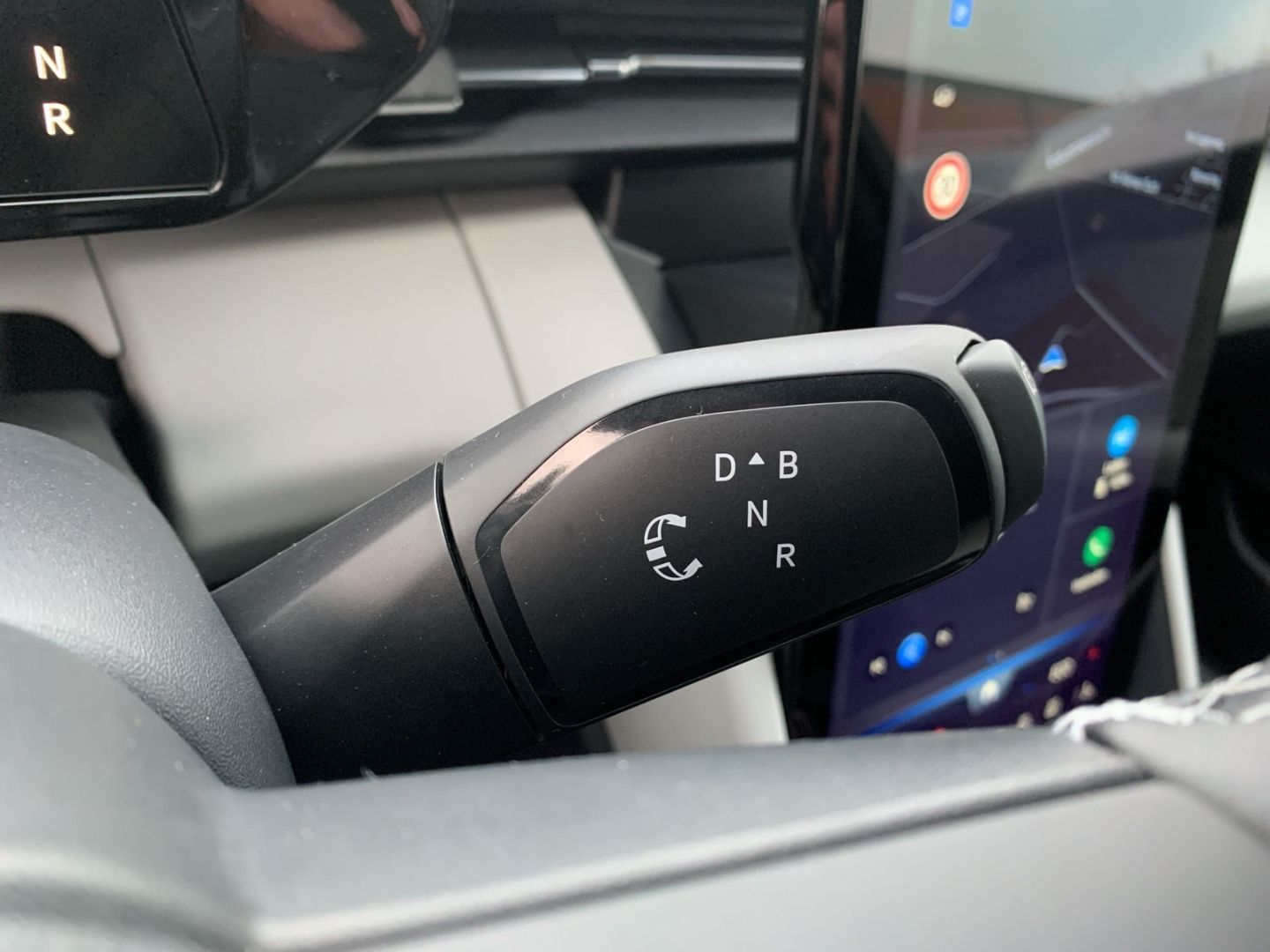 Ford Explorer RWD Extended Range HUD AHK-el. klappb.