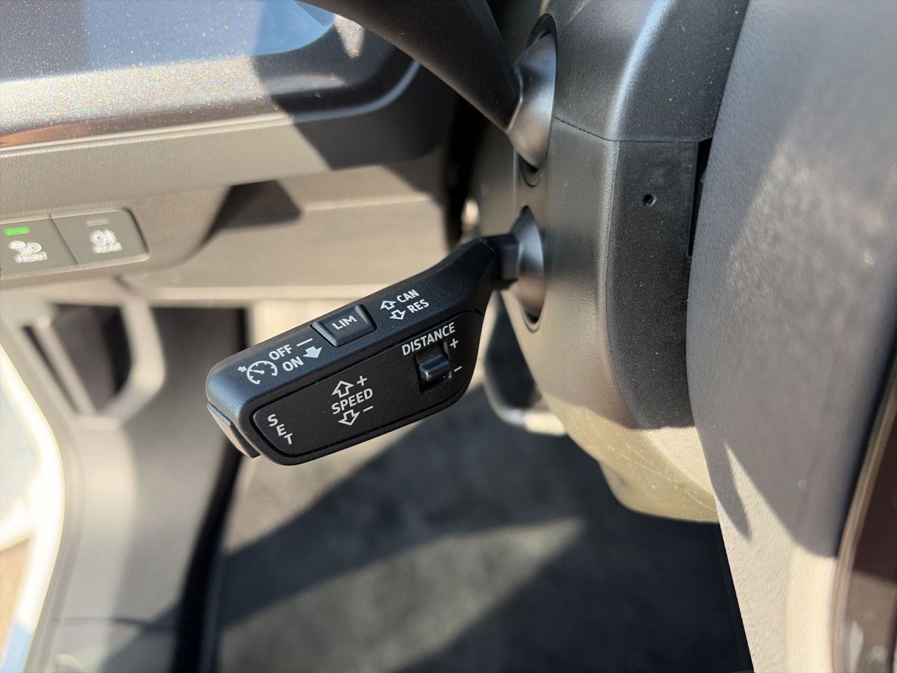Audi Q4 e-tron 45 quattro S line AHK ACC Matrix Kam.