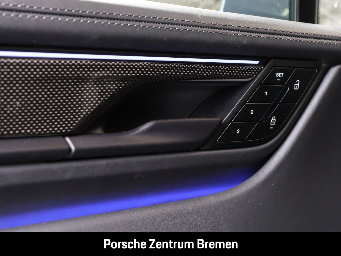Porsche Macan Turbo - Samsaru's Car Outlet