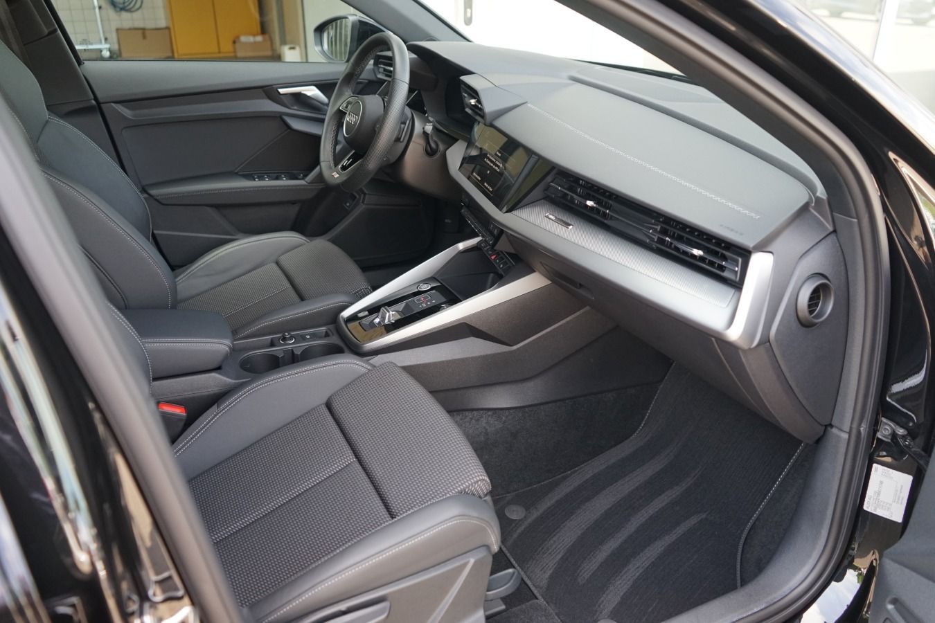 Audi A3 45TFSI e Sportback S line - Samsaru's Car Outlet