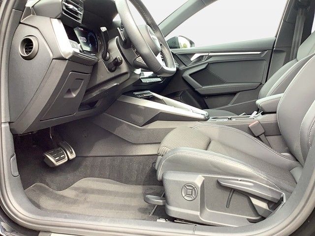 Audi A3 Sportback 40TFSIe S-line Matrix LED Scheinwer