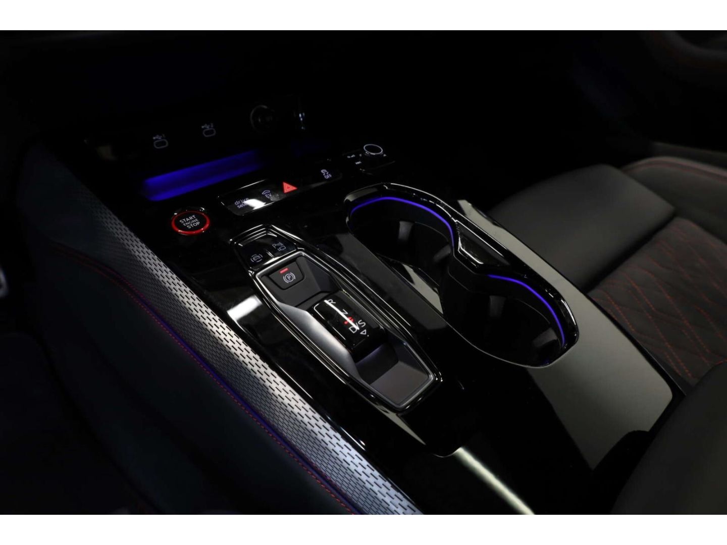 Audi A5 Avant e-hybrid quattro S line AHK/P-Dach/360