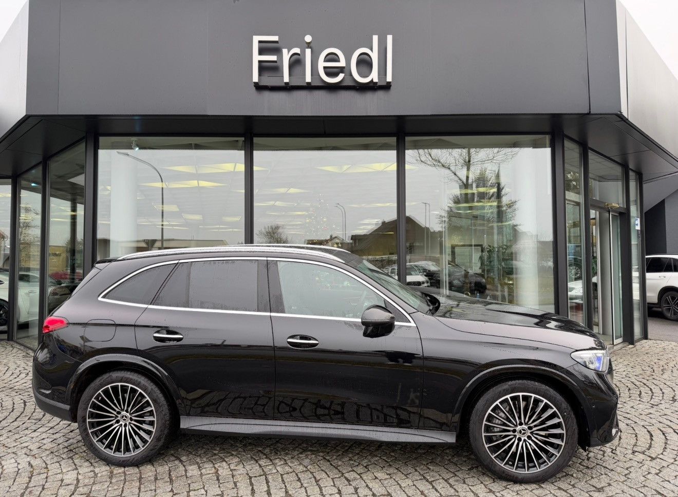 Mercedes-Benz GLC 220d AMG Editi Pano Night AHK Memory Digital