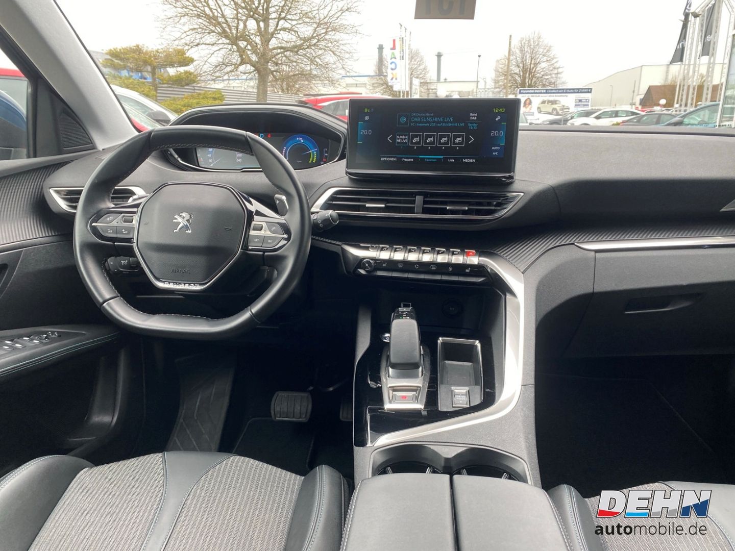 Peugeot 3008 Hybrid 225 PHEV Allure Navi SHZ Kamera PDC