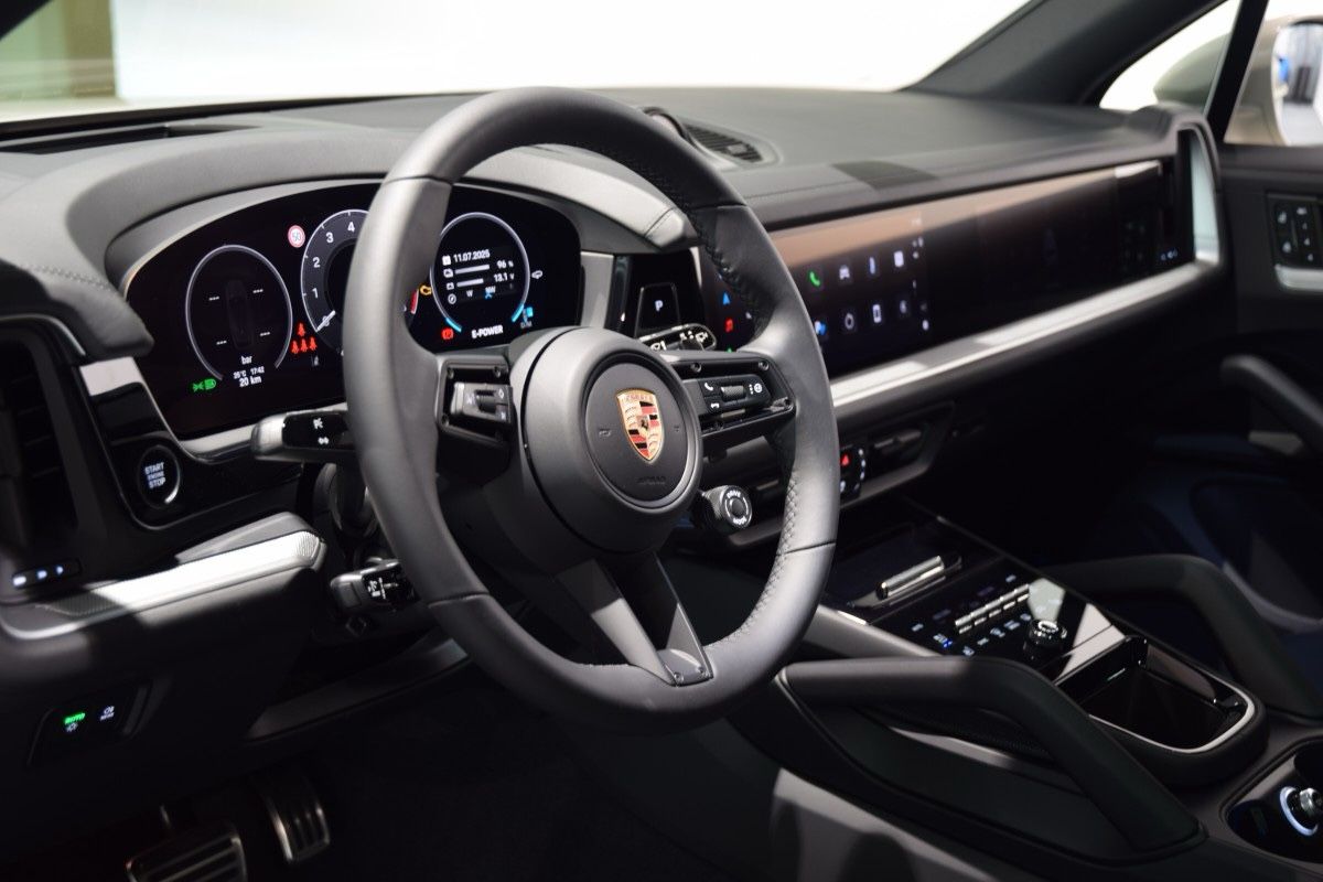 Porsche Cayenne S E-Hybrid*SportDesign*SportAbgas*ACC*