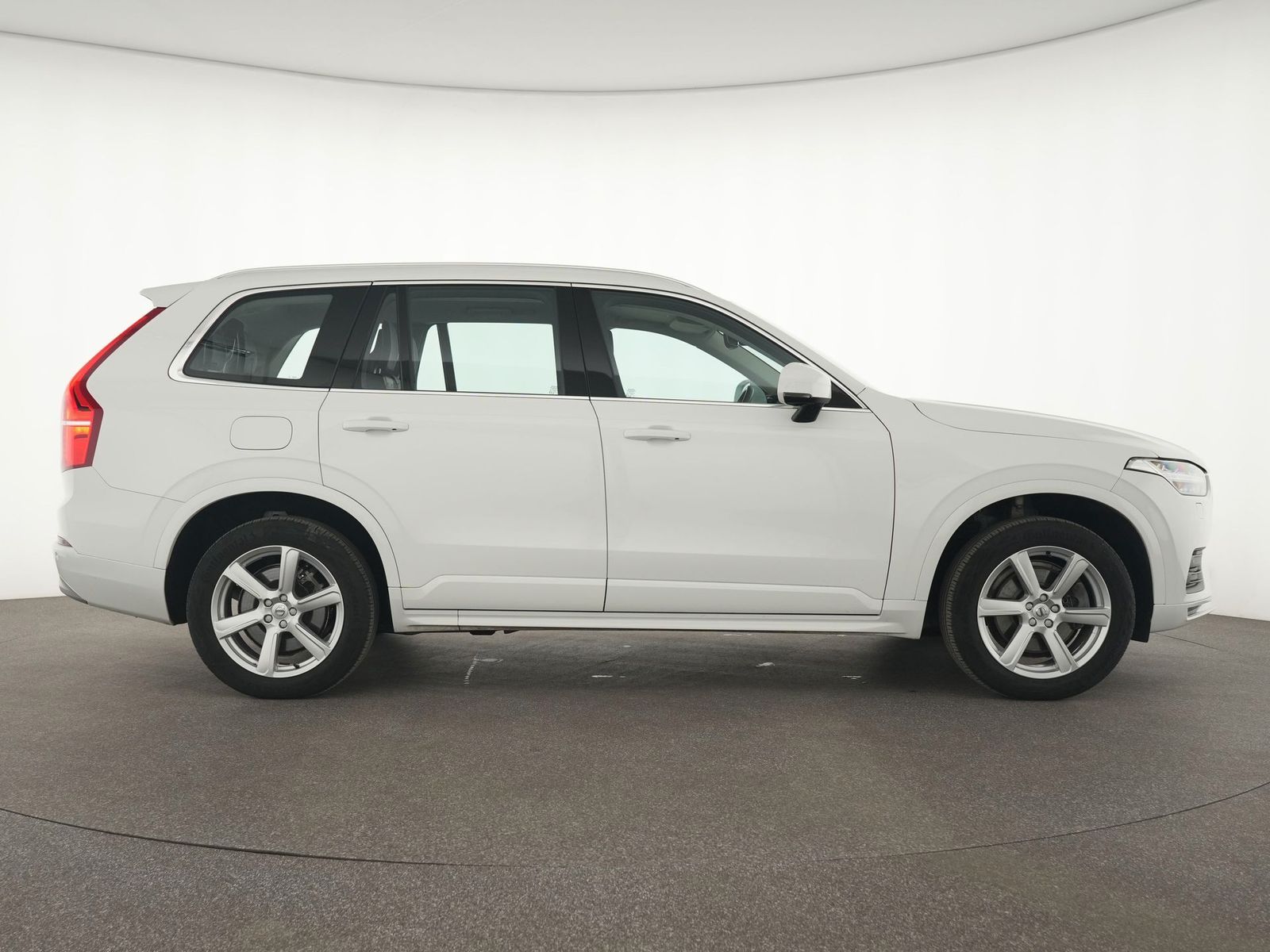 Volvo XC90 Momentum Pro Kamera360|AHK|Navi|CarPlay|LED