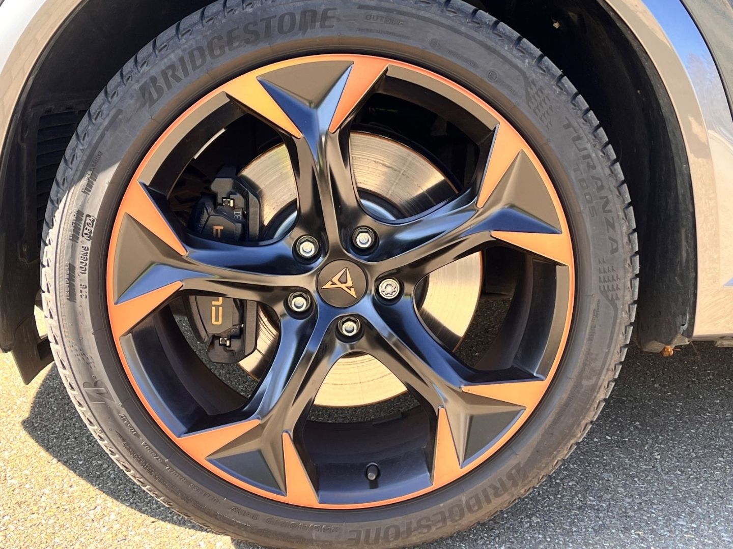 Cupra Formentor VZ 245PS Hybrid *PANO+MATRIX+AHK+NAVI*