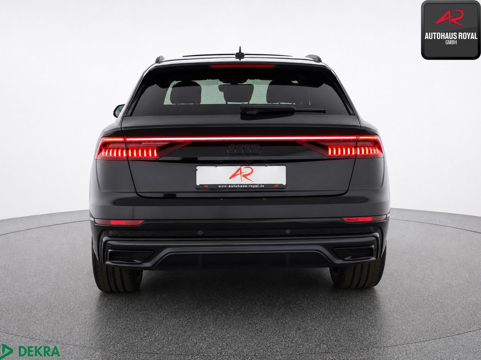 Audi Q8 55 TFSI qu 3x S LINE LUFT,HUD,360,ACC,BANG+O