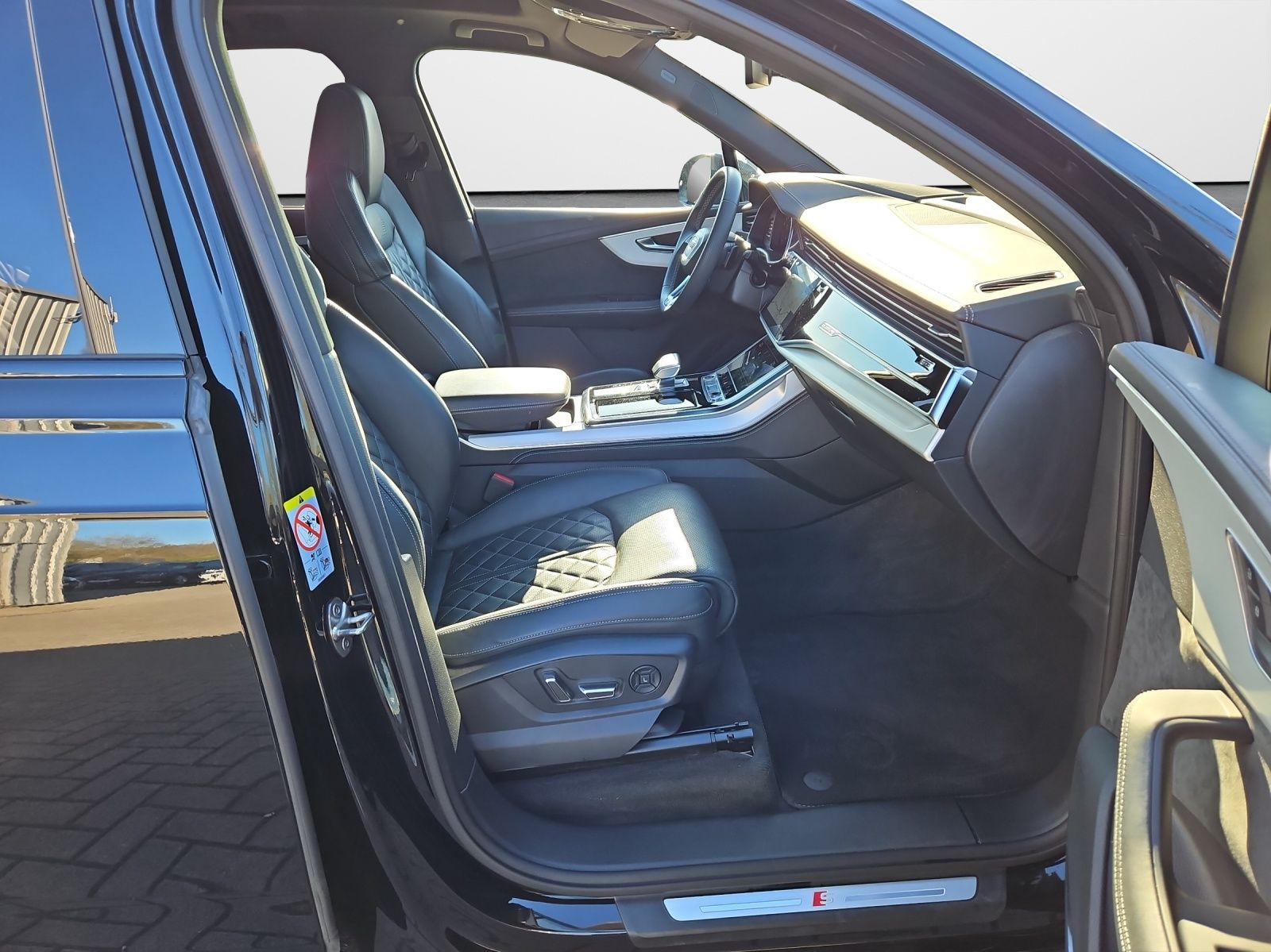 Audi Q7 55 TFSI tiptronic quattro S line NaviPlus Mat