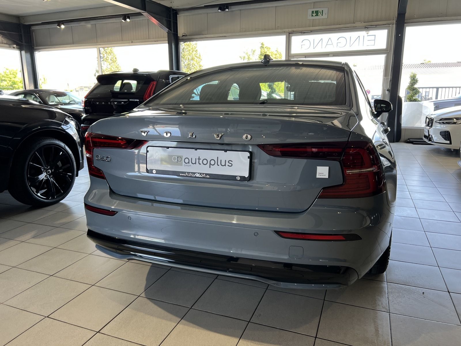 Volvo S60 T8 Polestar Engineered Recharge AWD B&W 360°