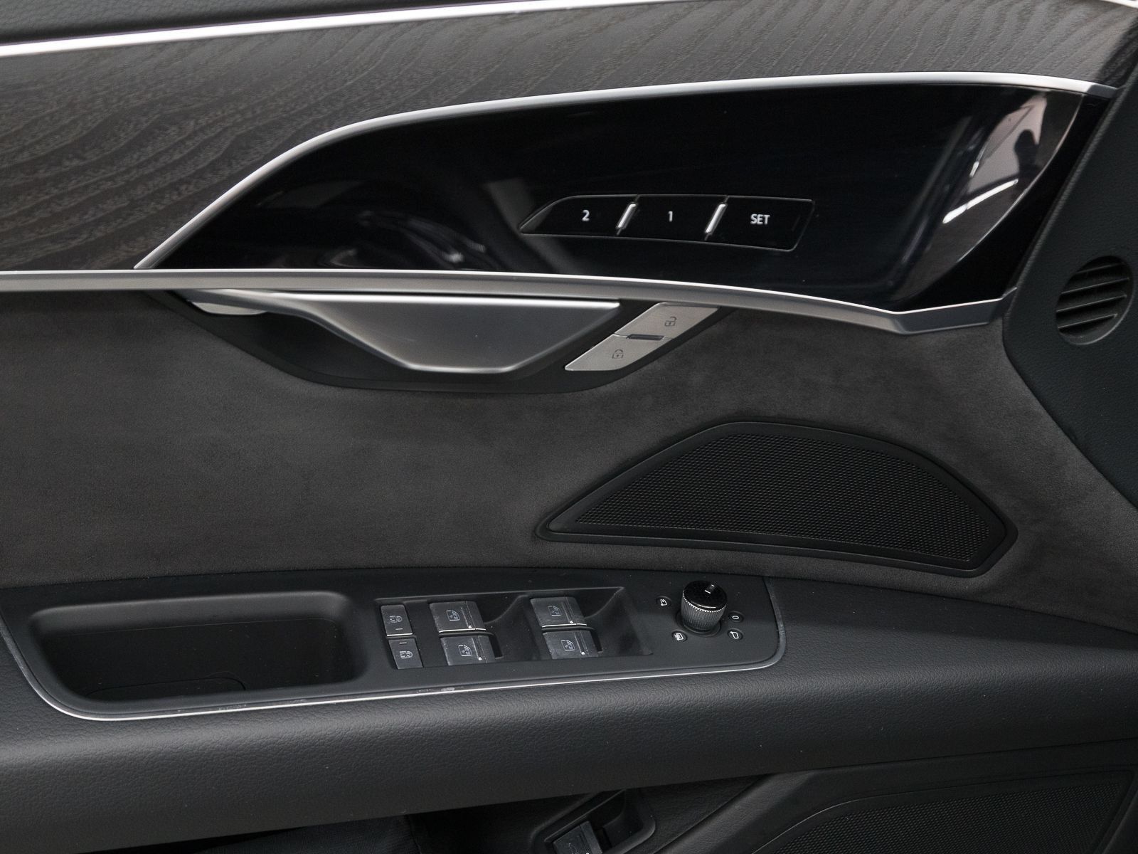 Audi A8 Lang 50 TDI Q - Samsaru's Car Outlet