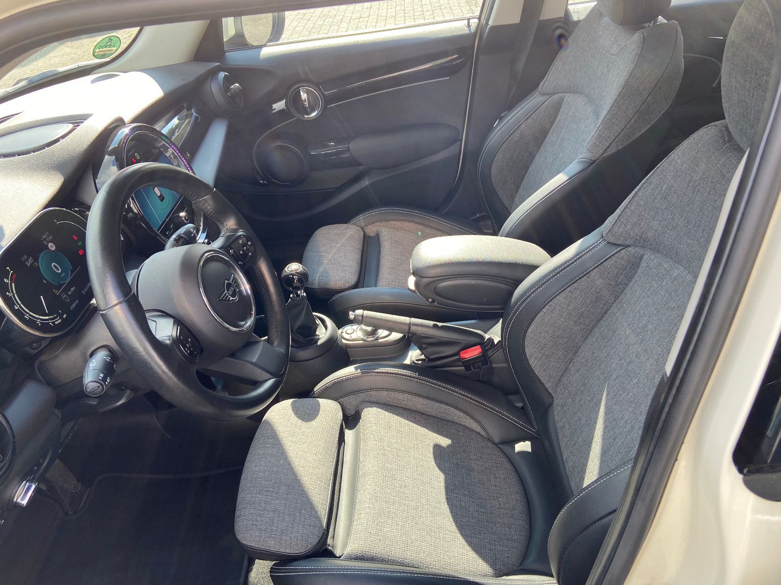 MINI One Classic - Samsaru's Car Outlet