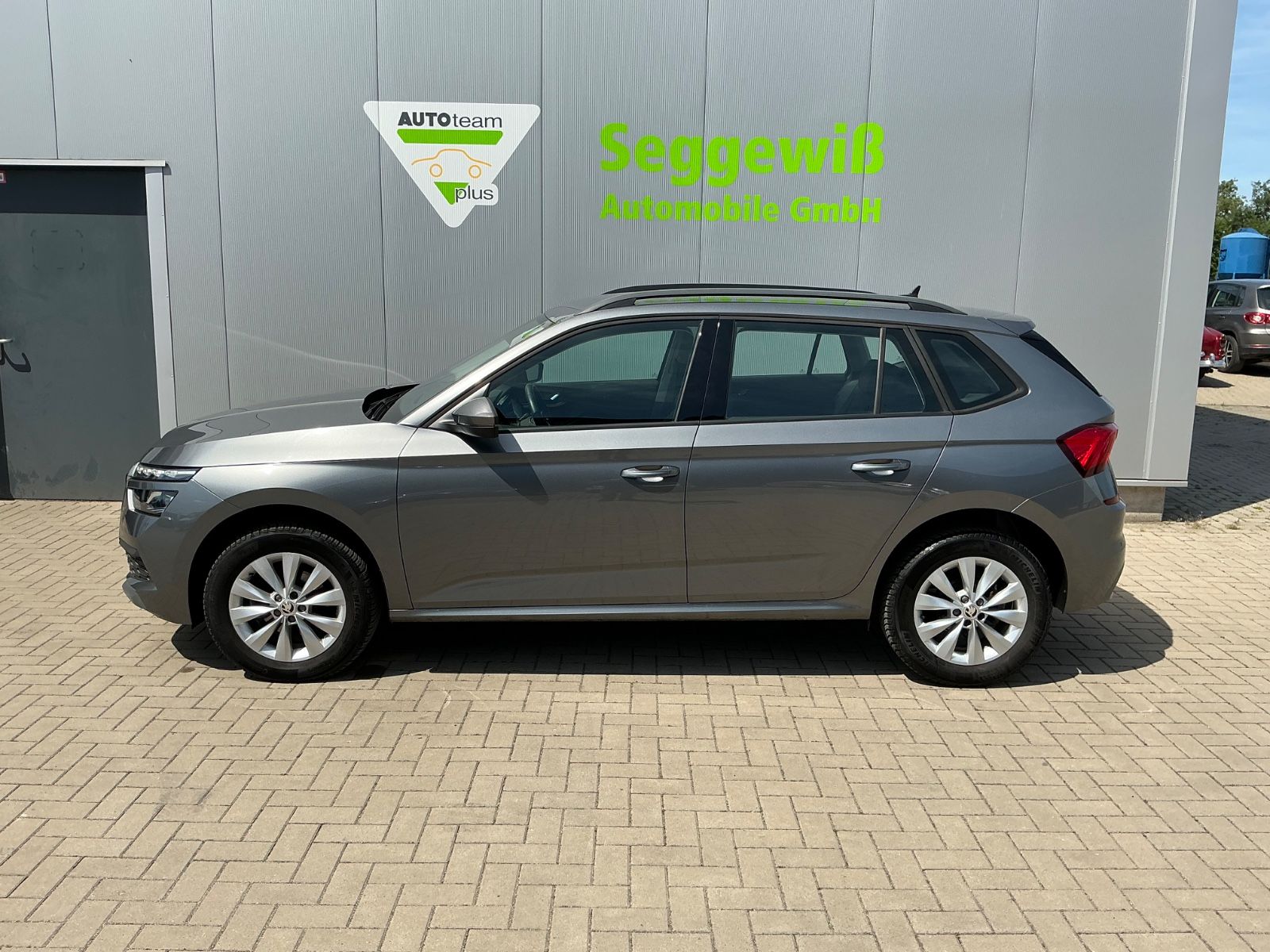 Skoda Kamiq Ambition DSG - Samsaru's Car Outlet