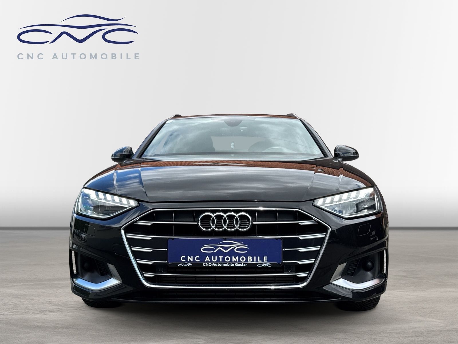 Audi A4 Avant 35 TFSI advanced - Samsaru's Car Outlet