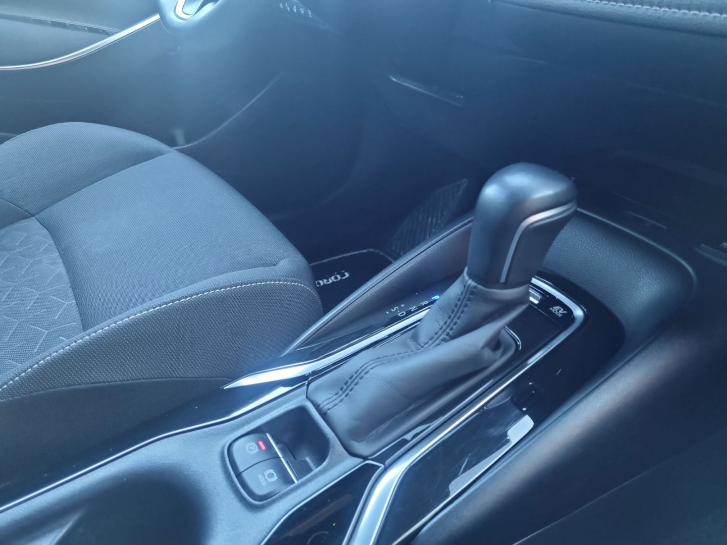 Toyota Corolla Hybrid Club 2.0 - Samsaru's Car Outlet