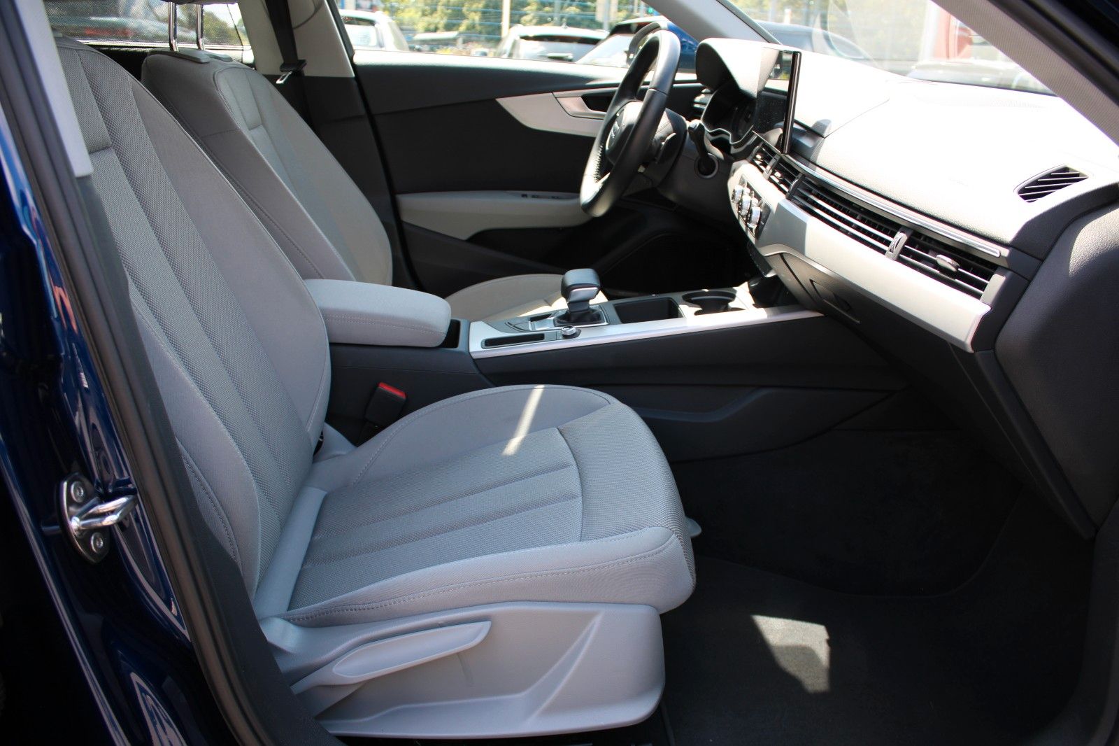 Audi A4 Avant 40 TDI - Samsaru's Car Outlet