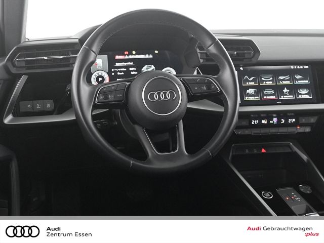 Audi A3 Sportback 40 TFSI quattro S-LINE S-TRONIC NAV