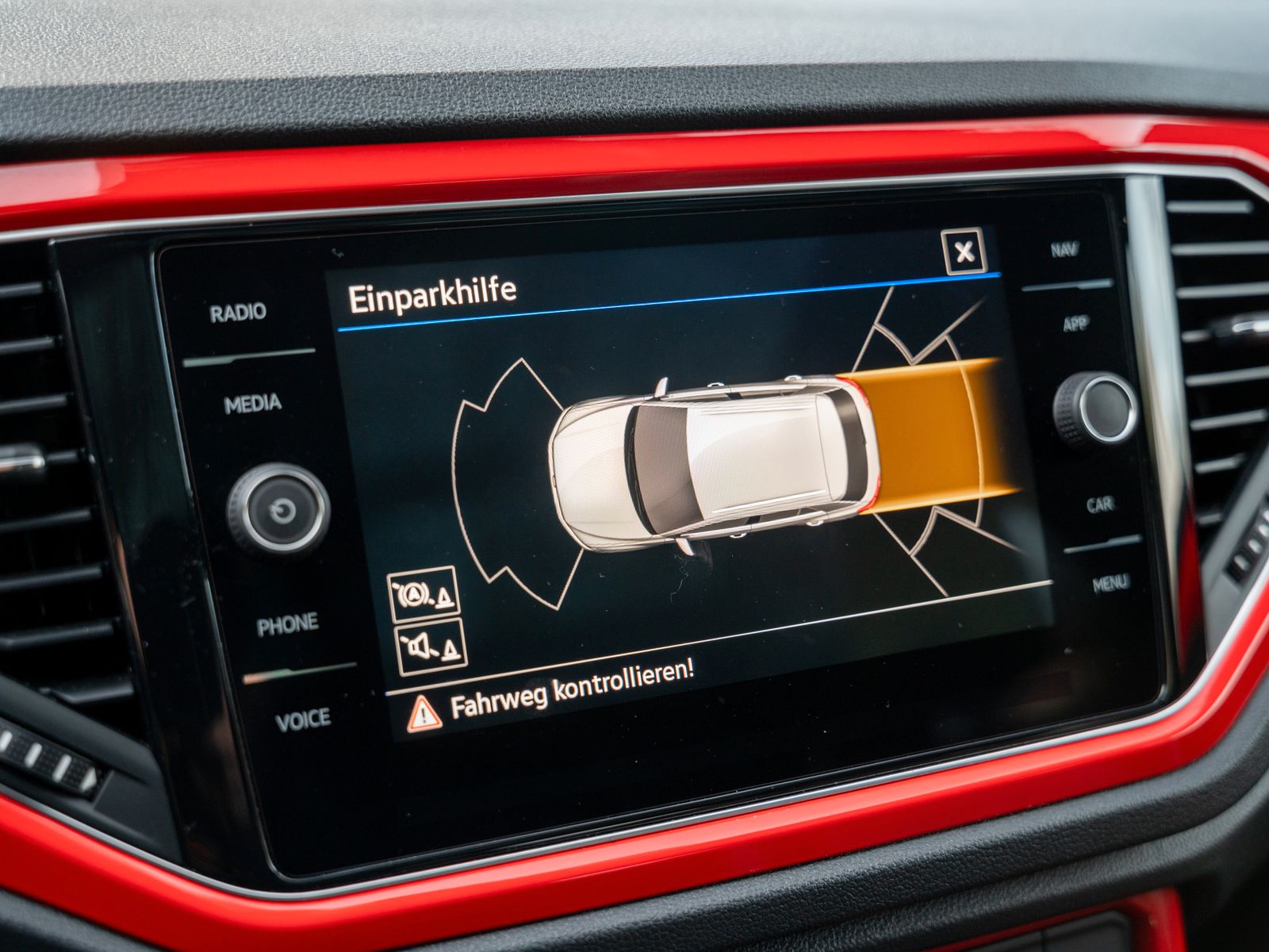 Volkswagen T-ROC Sport 1.5 TSI - Samsaru's Car Outlet