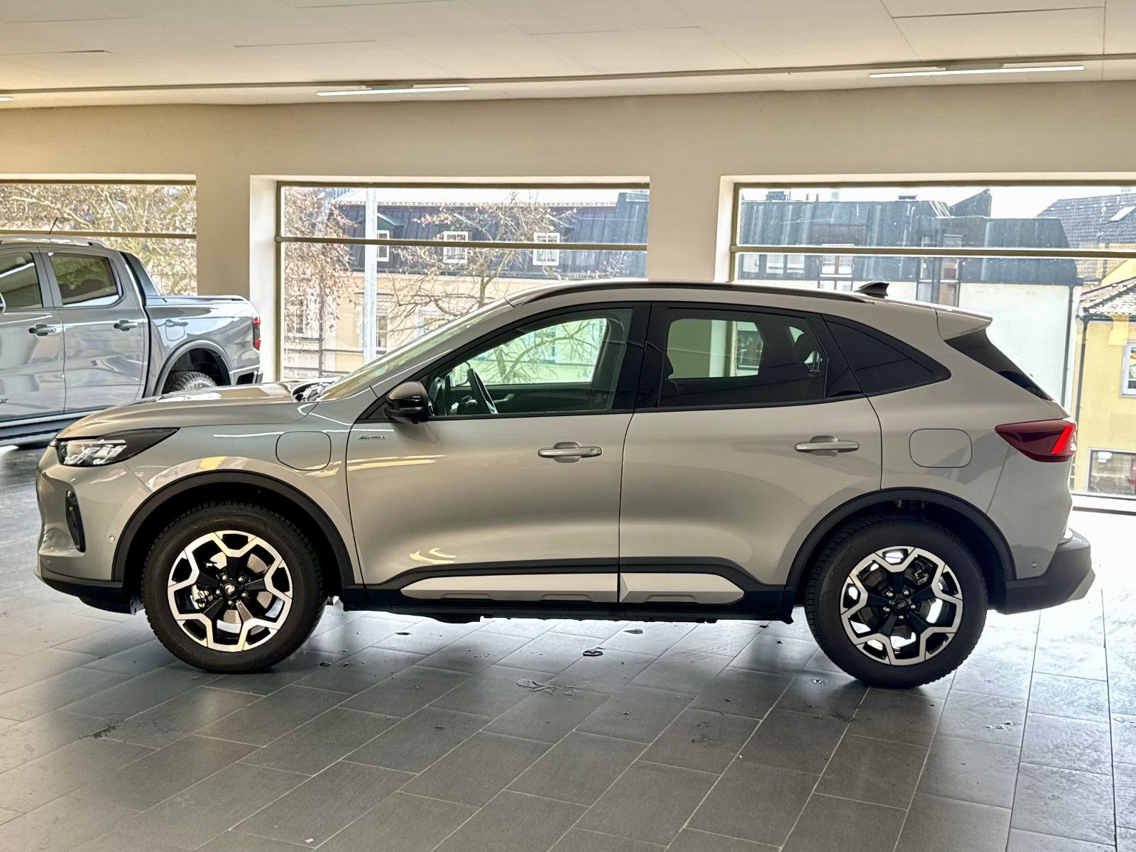 Ford Kuga 2.5 Duratec PHEV Active X*ACC*360°*NAVI*SHZ