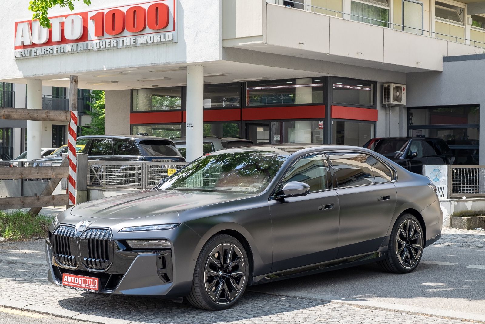 BMW 740d xDrive M, Full Option, TV Bildschirm