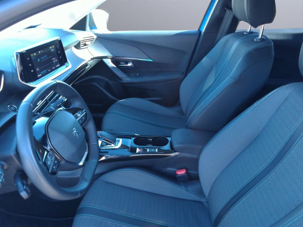 Peugeot 2008 Elektro Allure - Samsaru's Car Outlet