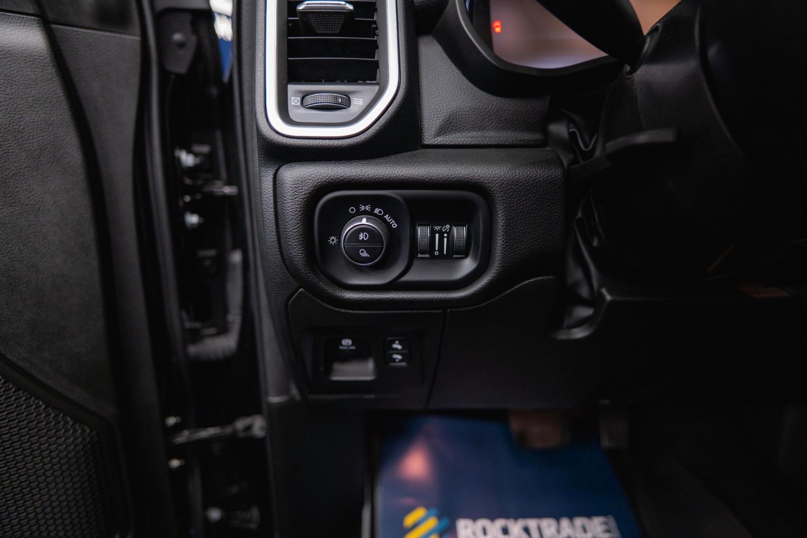 Dodge RAM 3.0 MY 25 TWIN TURBO Offroad Night ACC 19%