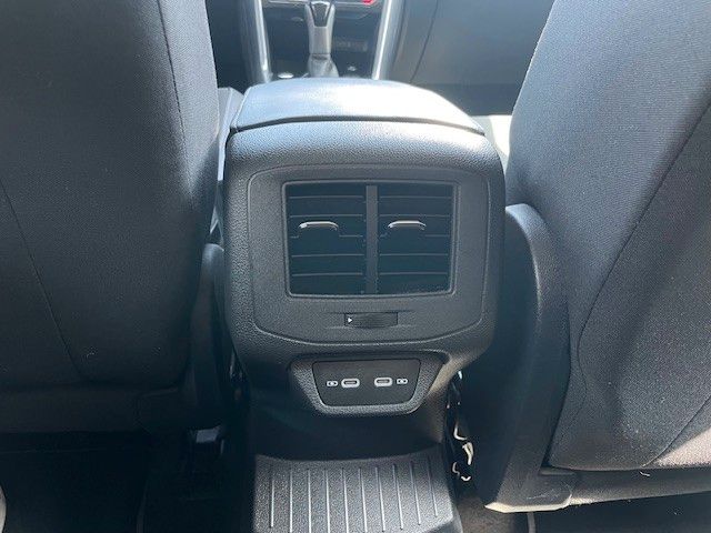 Volkswagen T-Roc 1.5 TSI Style - Samsaru's Car Outlet