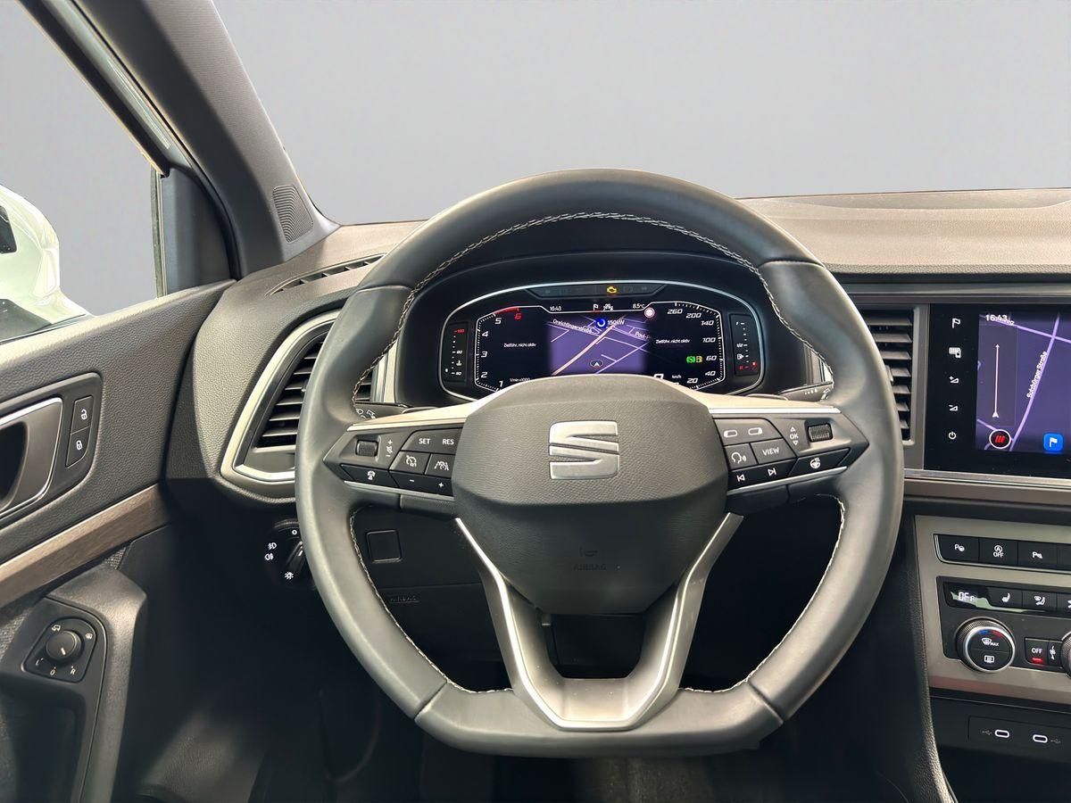 Seat Ateca Xperience DSG AHK/Navi/Kamera/LED/LichtAss