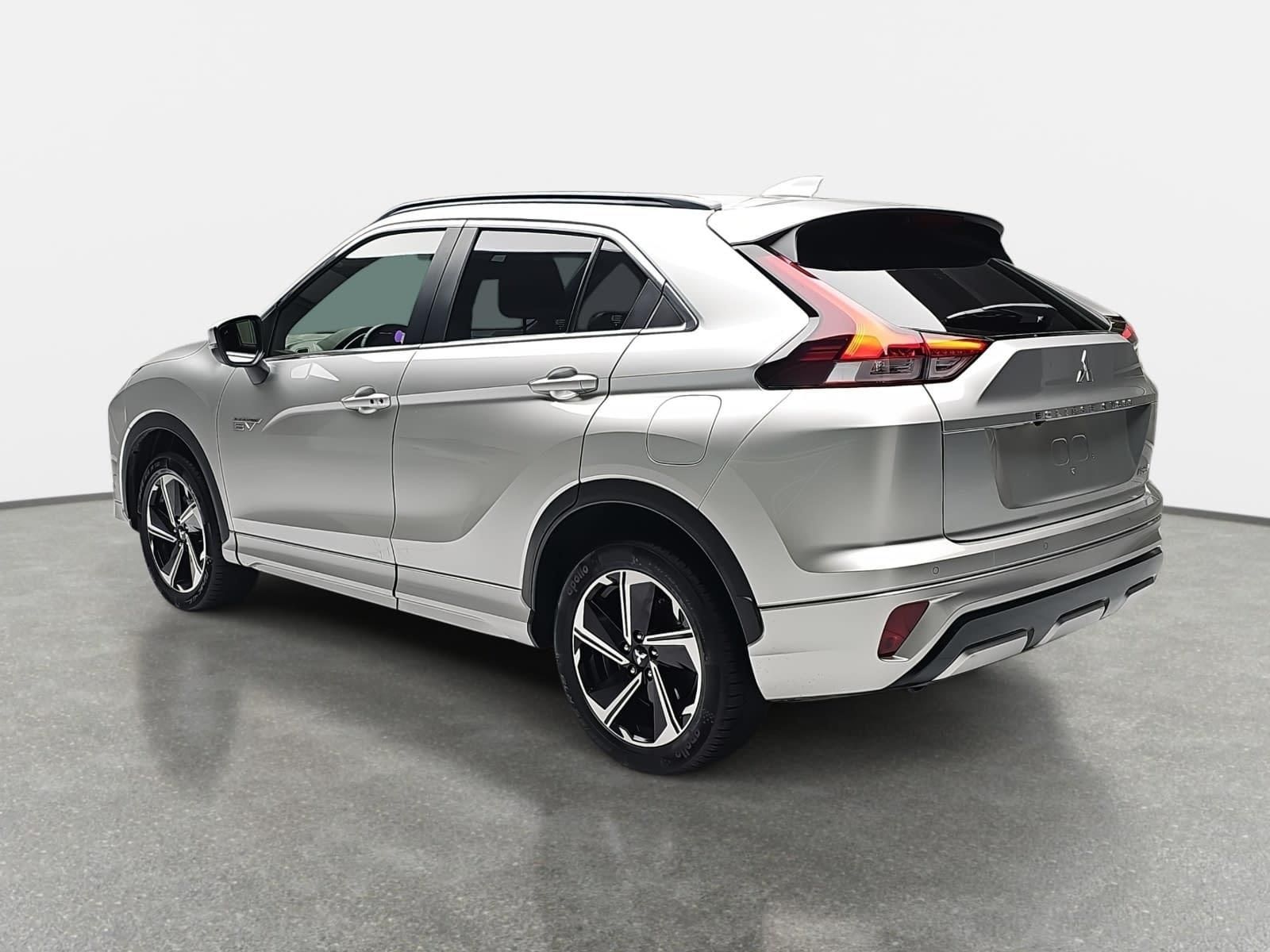 Mitsubishi ECLIPSE CROSS 2.4 MIVEC PHEV CVT SELECT NAVI LED