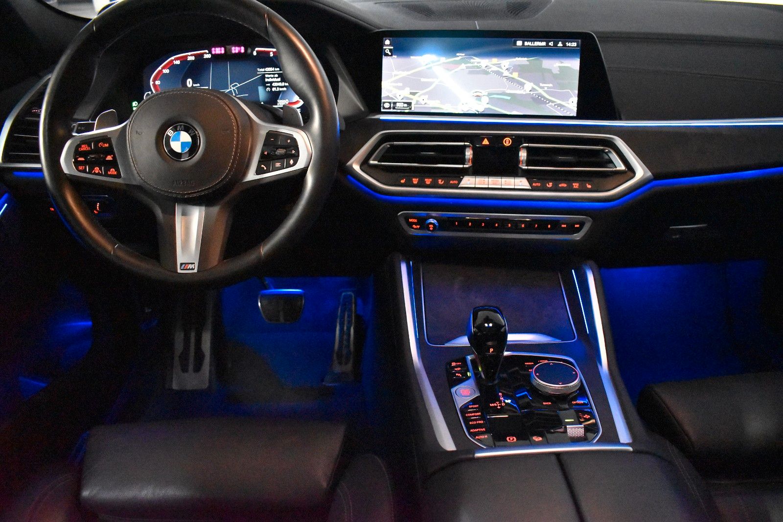 BMW X6 40d M-Sport Laser/Airmatic/ACC/Pano/Soft-C/22