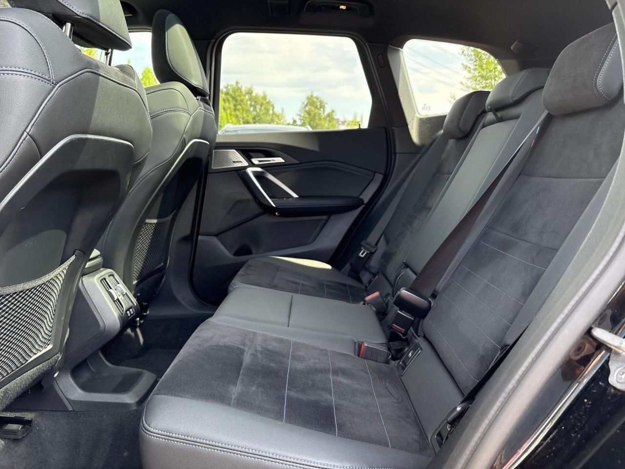 BMW X1 xDrive 23d M SPORT - Samsaru's Car Outlet